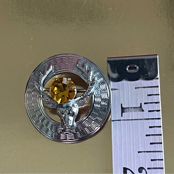Mizpah Elk Silver Toned Faux Amber Brooch - Picture 6 of 6